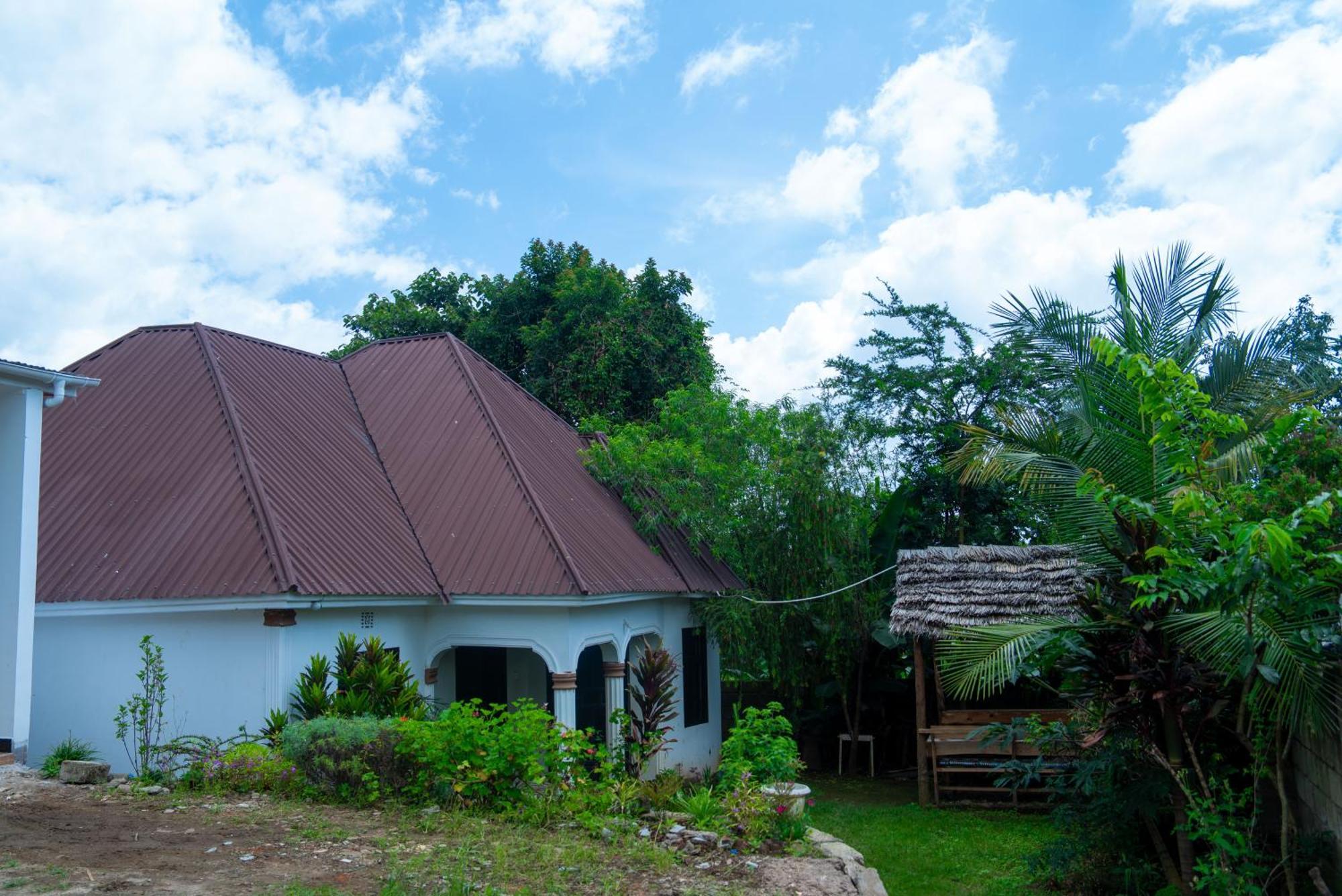 New Dream House Bed & Breakfast Arusha Eksteriør bilde